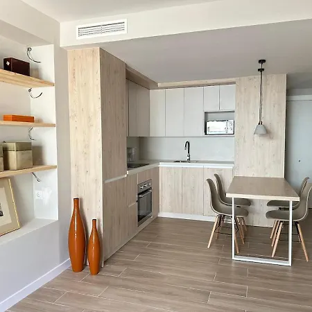 A Bright Townhouse In The Marbellamar Residential Development Apartment Marbella